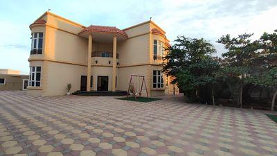 For sale a villa in Rahmaniya with an area of 25000