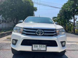 Toyota Hilux Revo 2015 in good condition