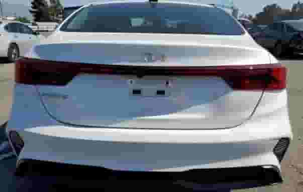 كيا فورتي LX 2023 للبيع