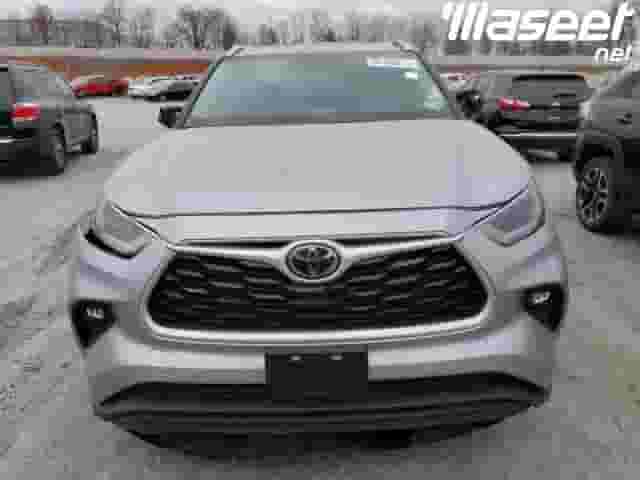Toyota Highlander 2021 for sale