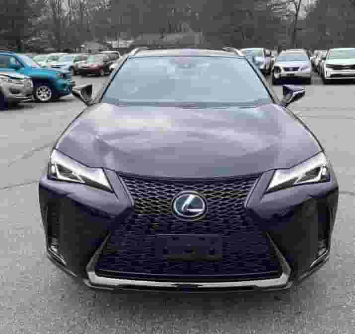 2021 لكزس يو إكس 250