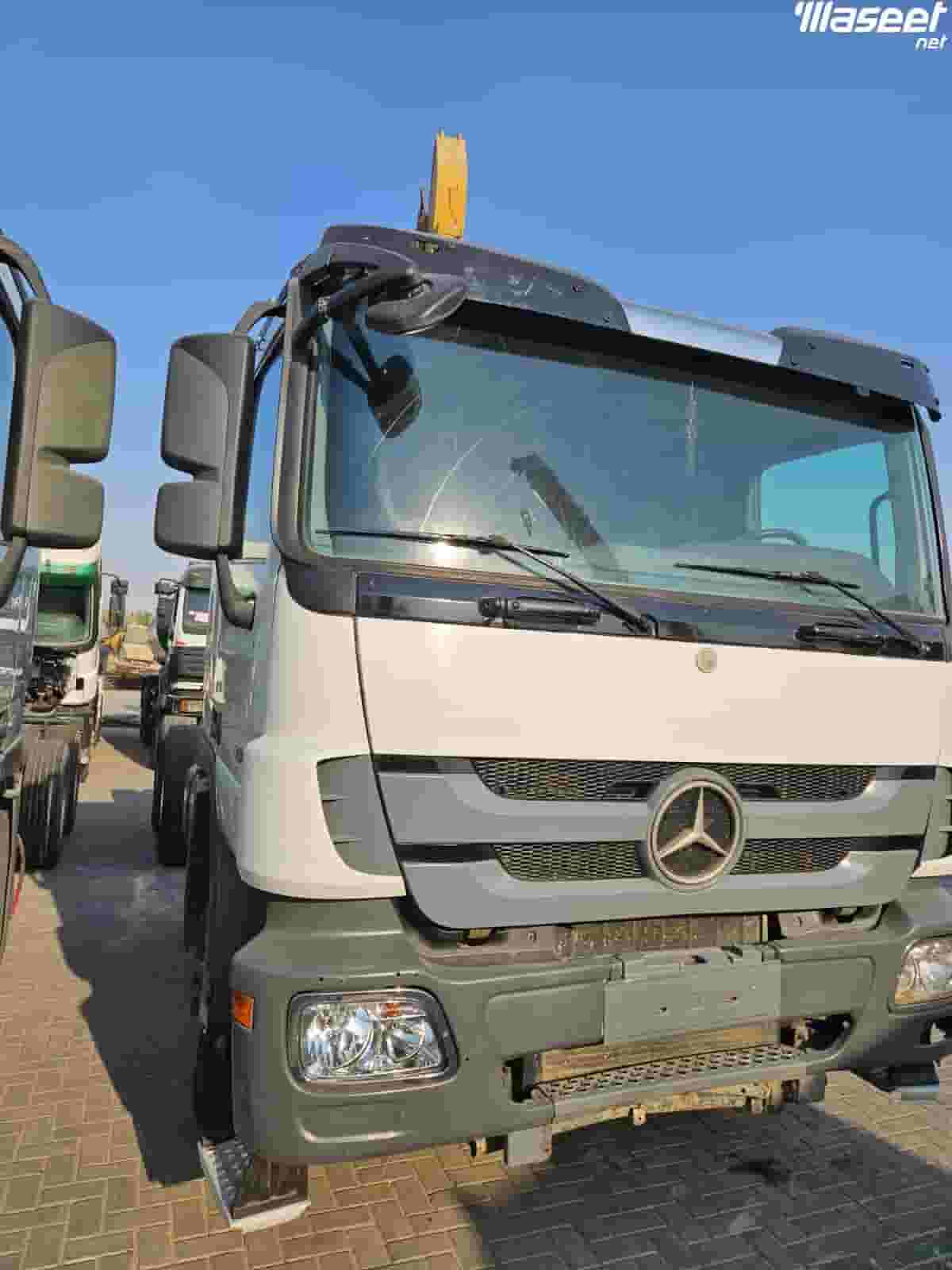 Mercedes Actros truck