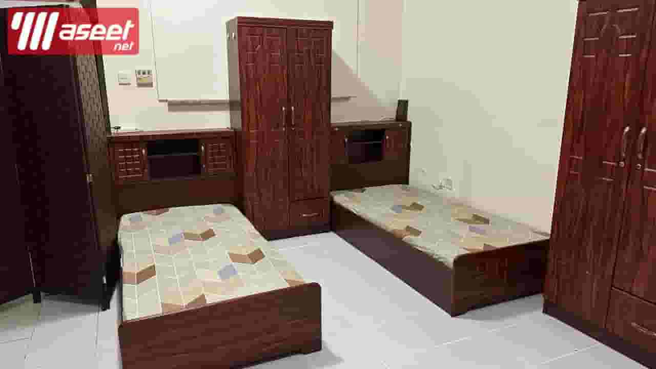 A bed for rent for employed girls in a large apartment