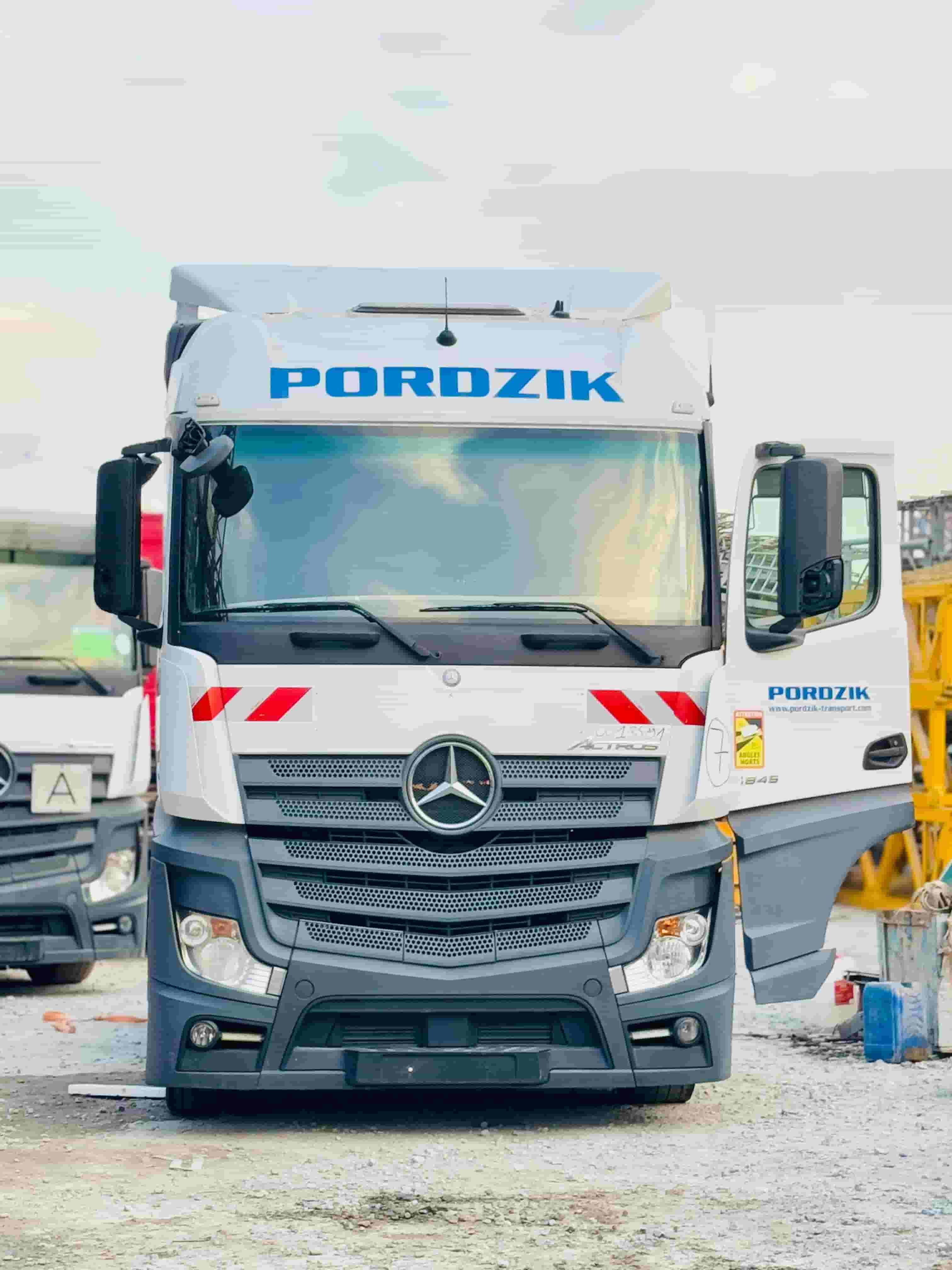 mercedes actros 1845 model 2016