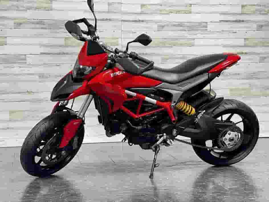 Ducati Hypermotard 2015 