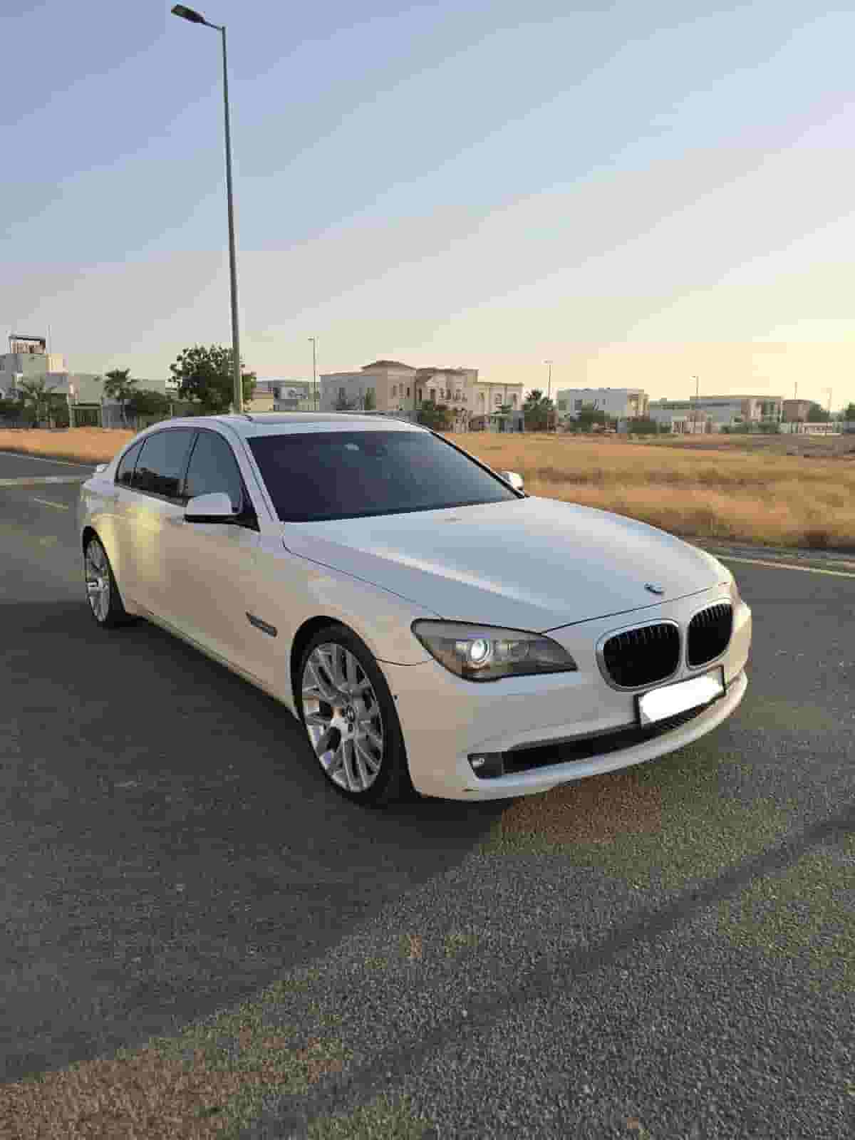 بي ام دبليو 750li إندافييد 2012