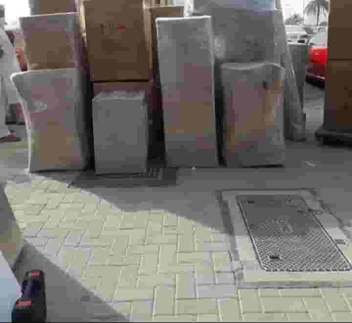 خدمة نقل العفش  