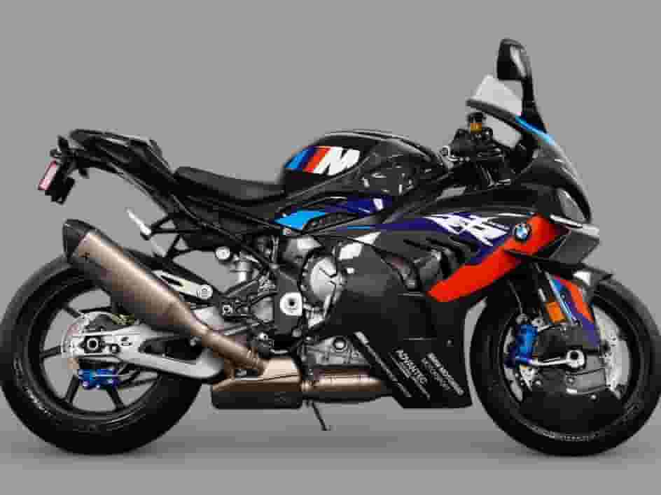 بي إم دبليو M1000RR 2024 