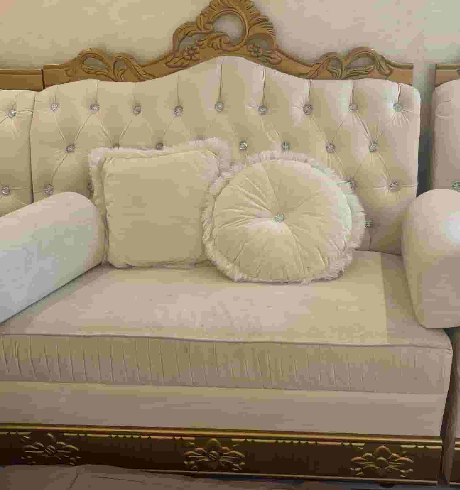 Majlis furniture and curtains for sale