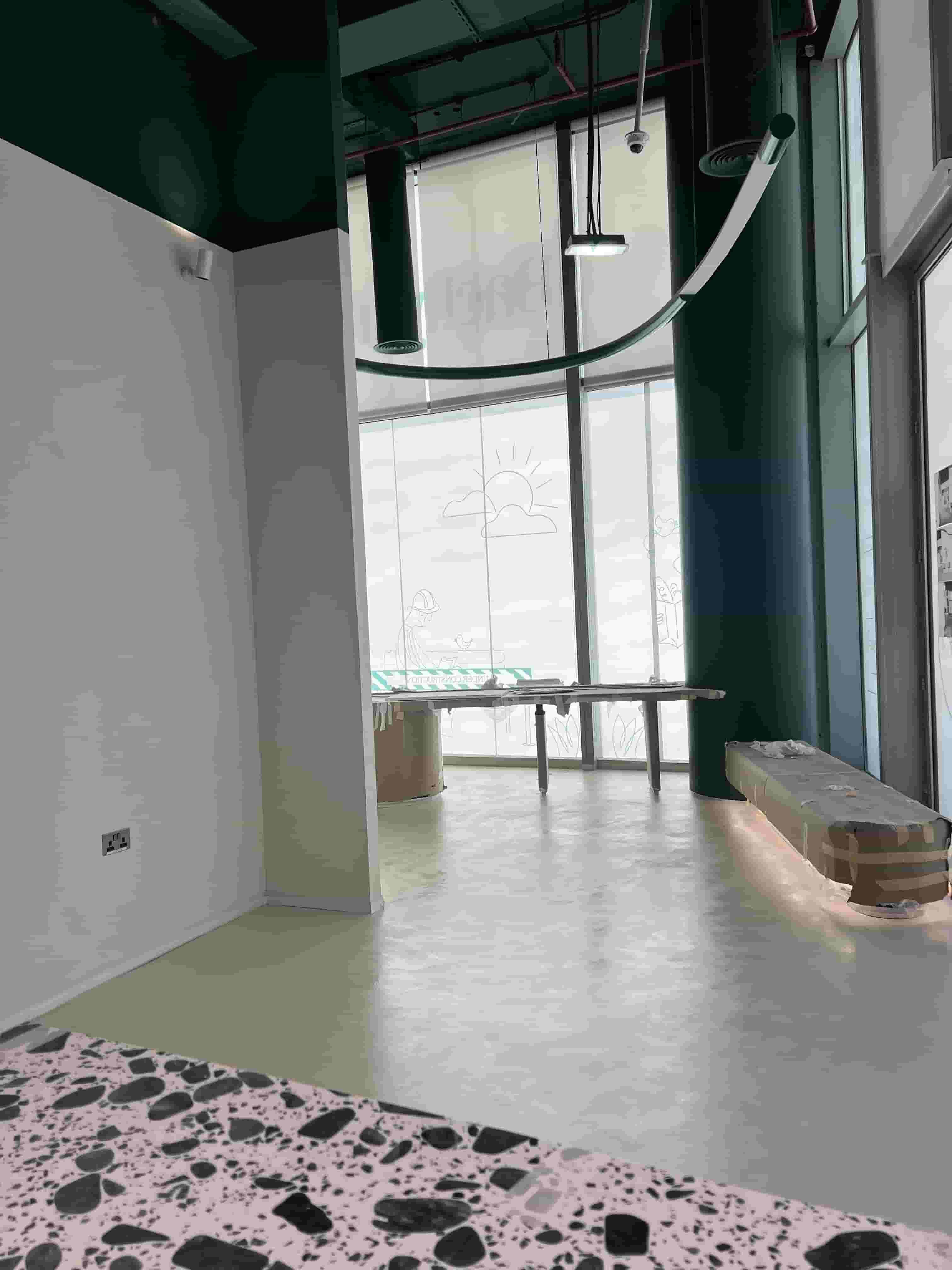 Microcement, epoxy and broken marble floors