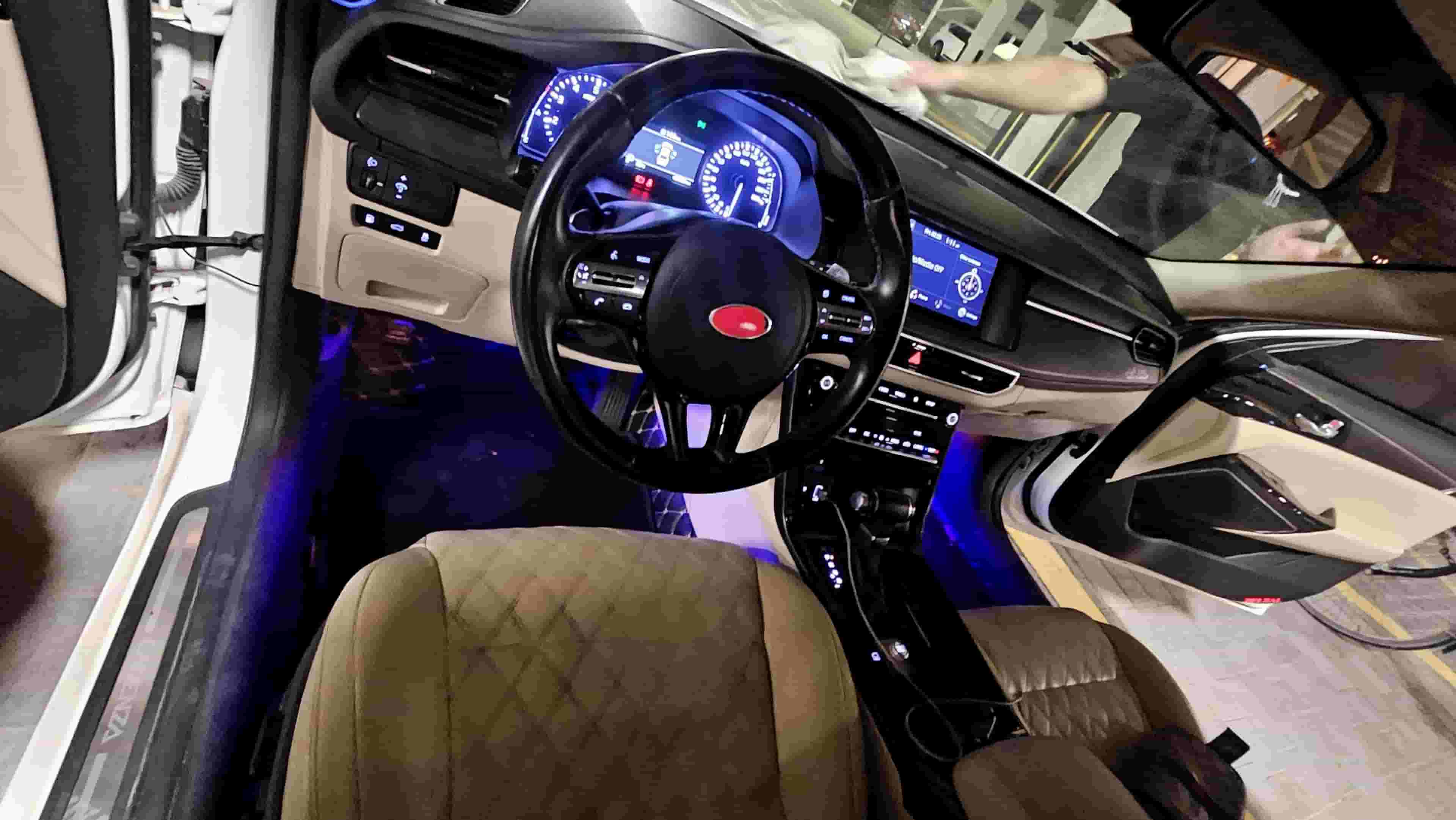 Kia Cadenza 2020 excellent condition