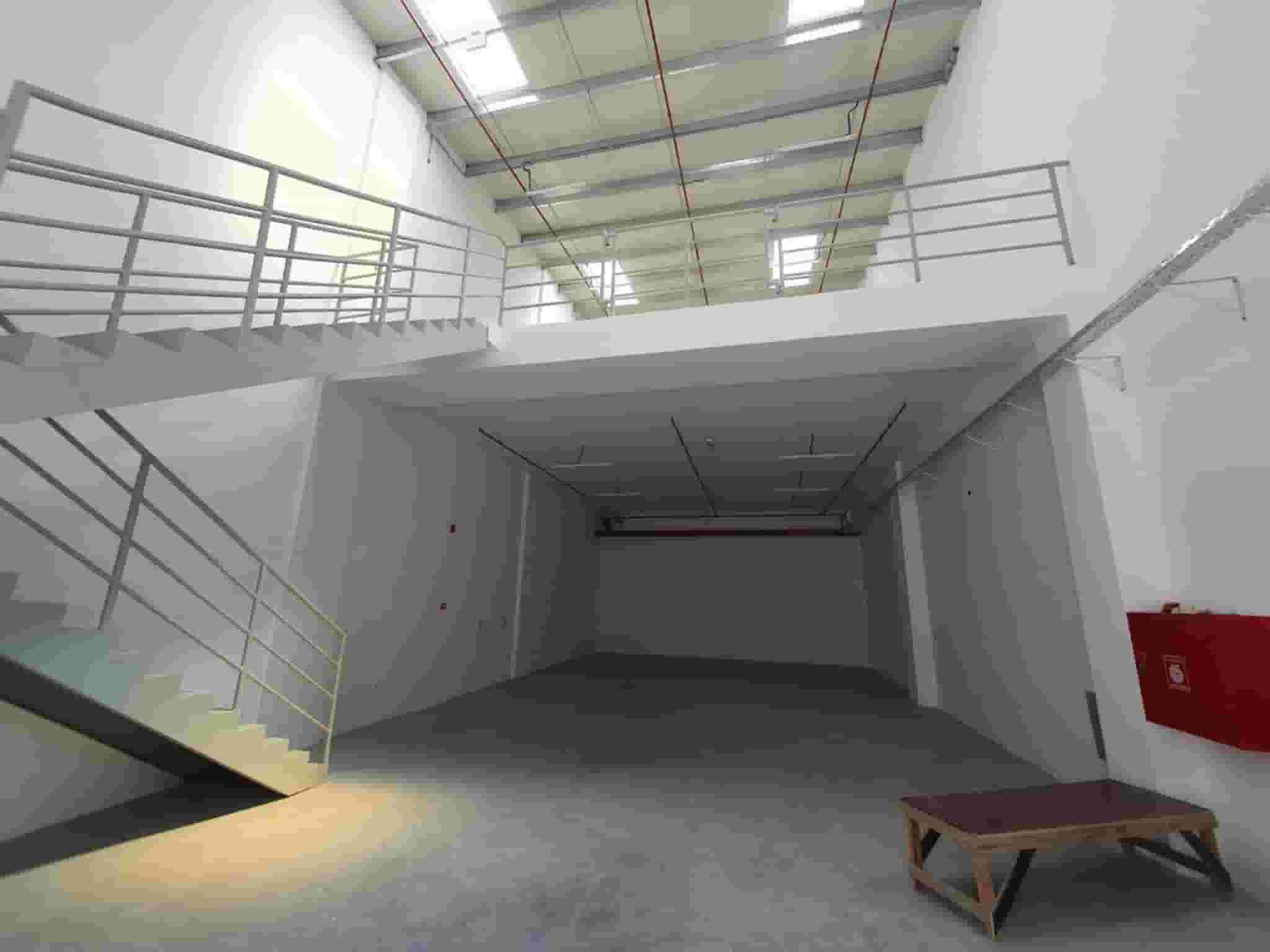 For rent, an area of 3200 feet in Ajman