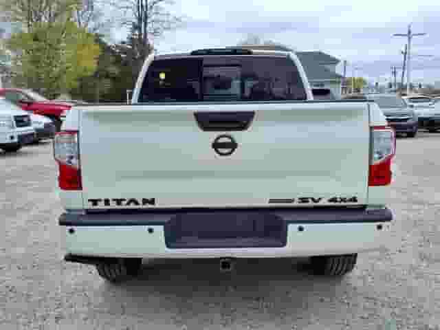 Nissan Titan SV 2019