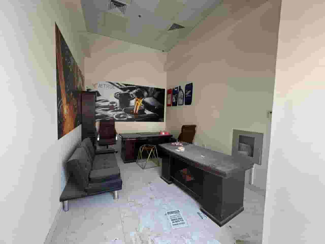 🏪 Shop for annual rent — Al Jerf 3 | Hamdan Building