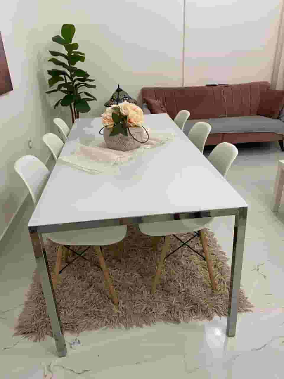 A dining table with chairs from IKEA is elegant, comfortable and modern