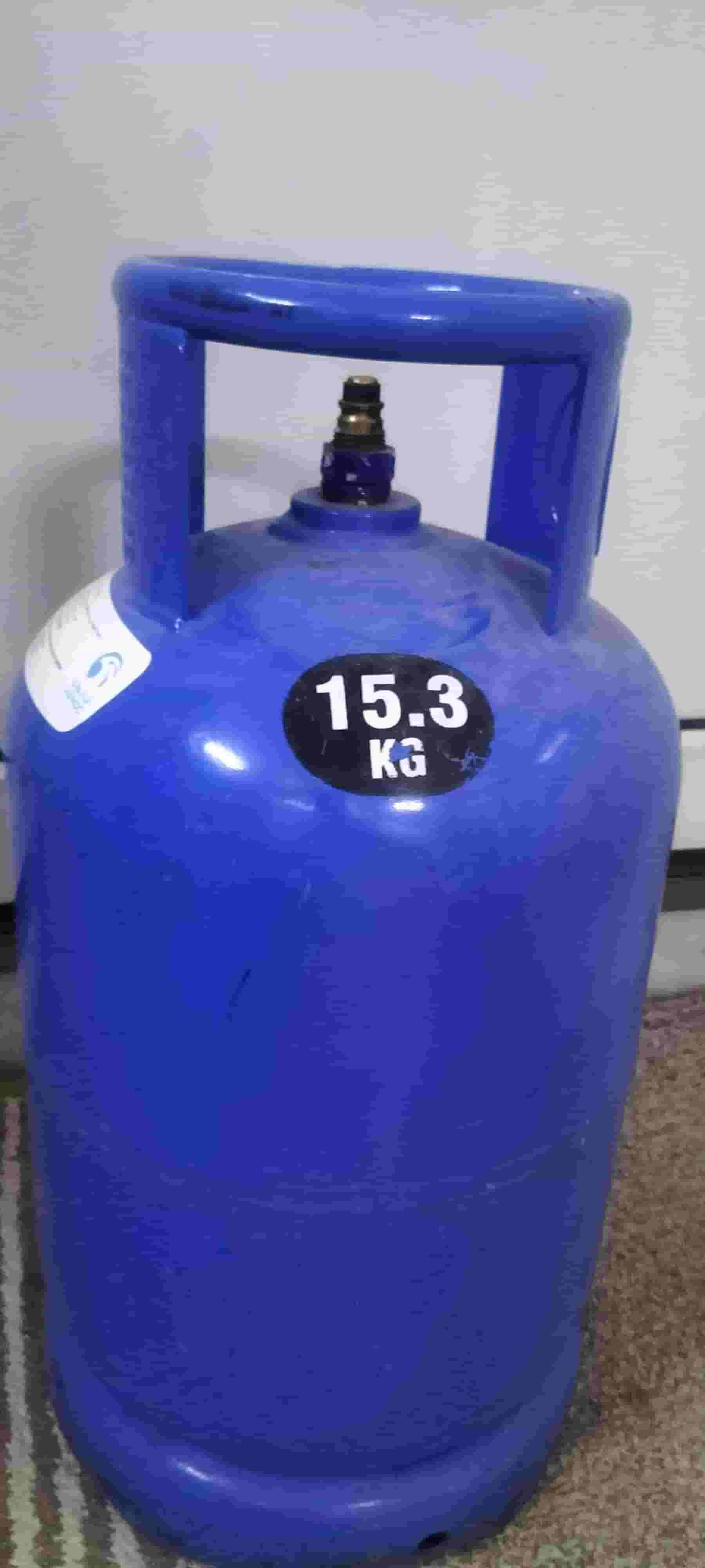 empty gas cylinder