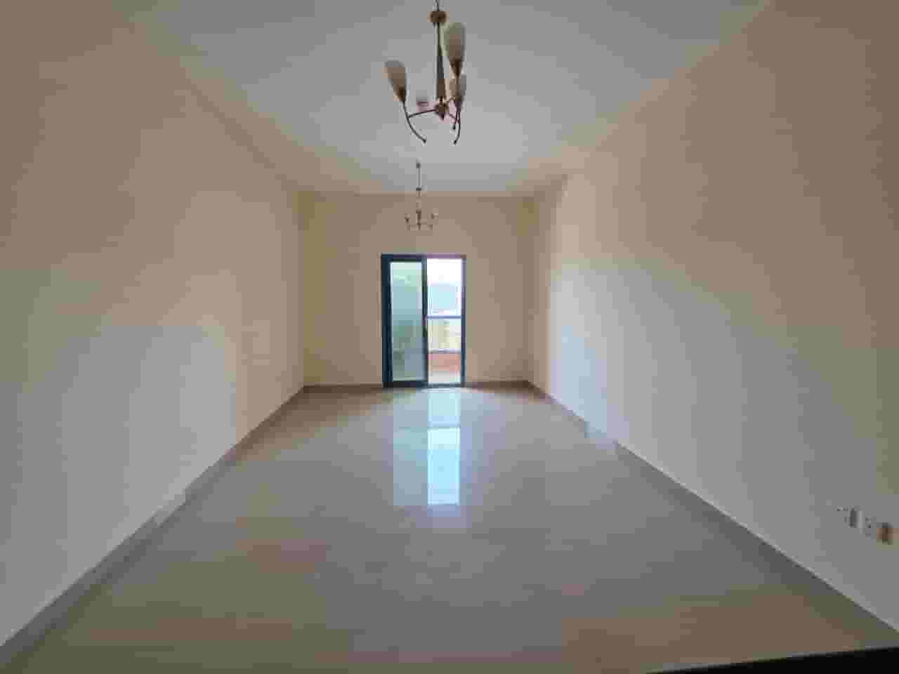 A spacious and distinctive studio for annual rent