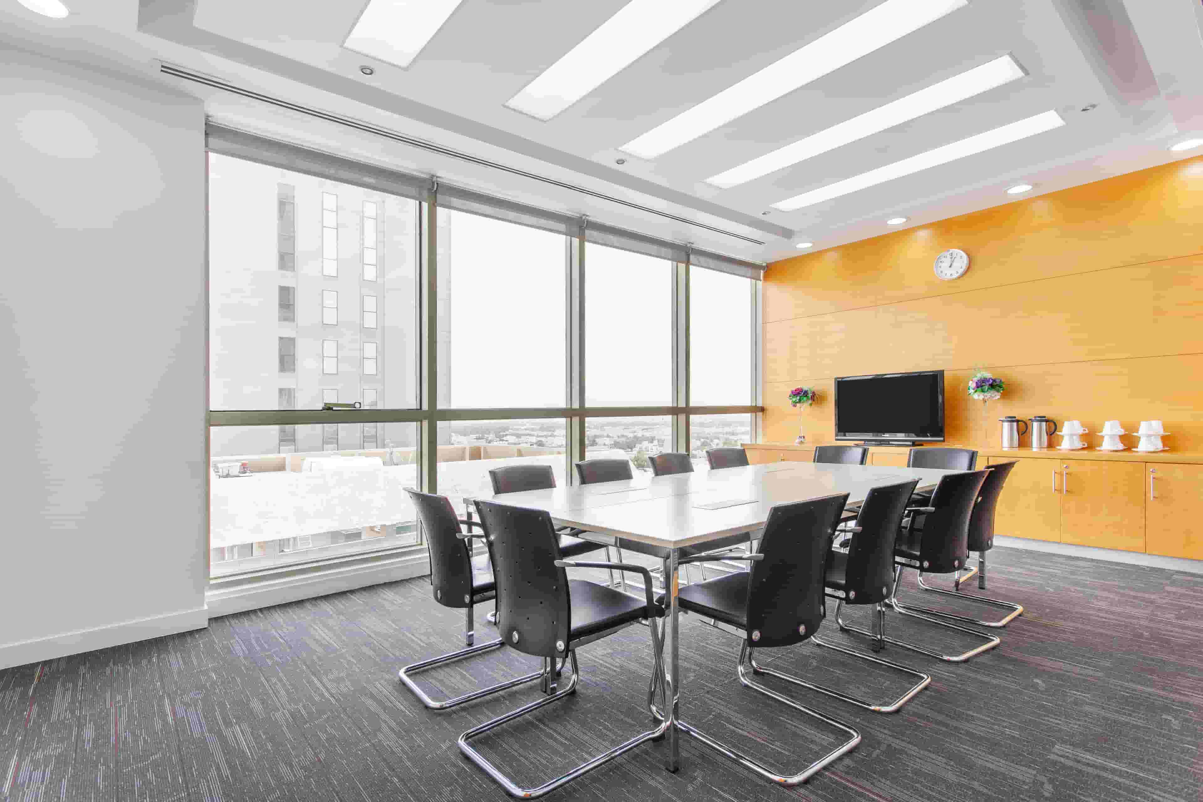 All-inclusive access to professional office space for 4 persons in ABU DHABI, Airport Road