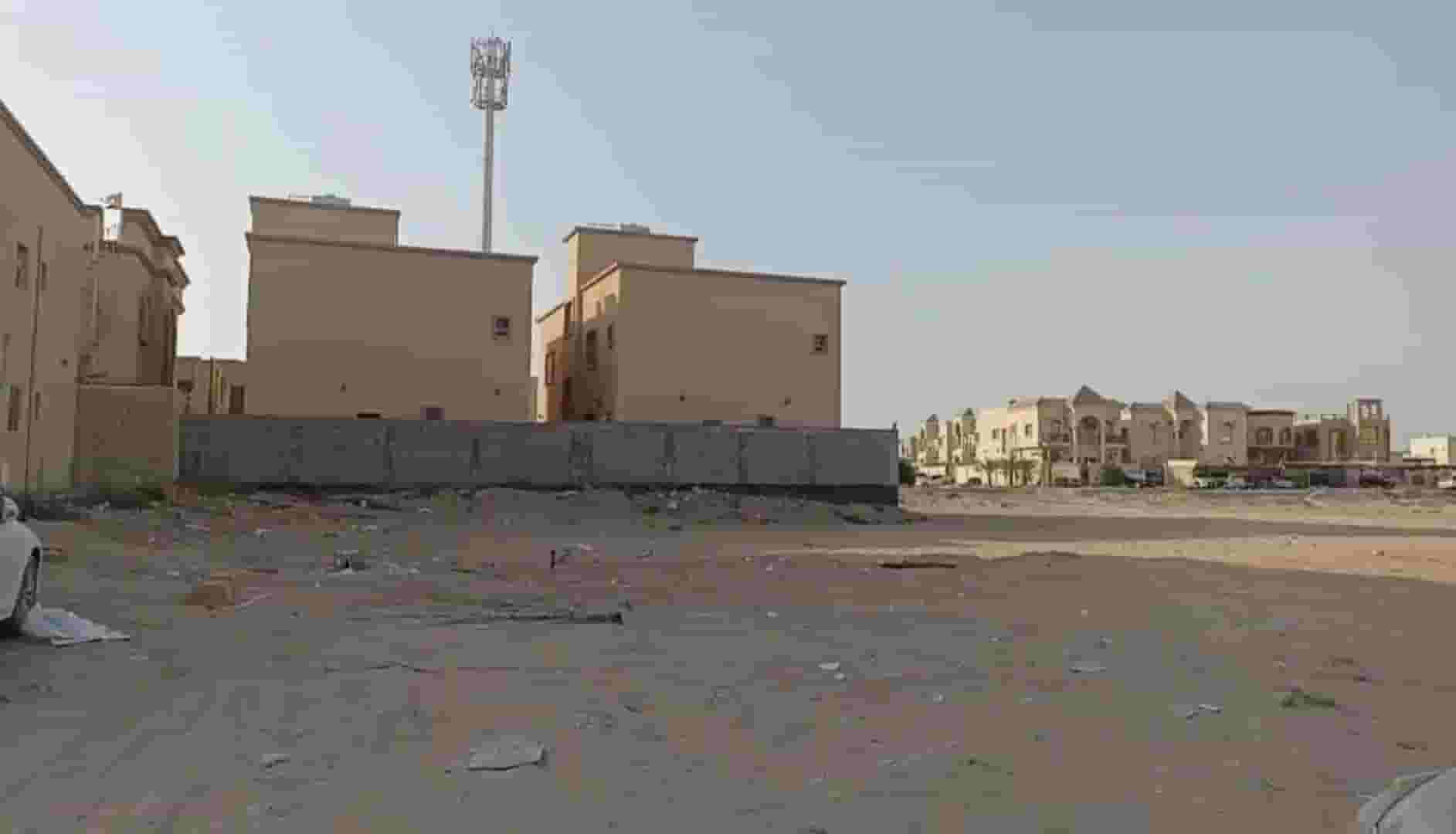 للبيع ارض تجارى في المويهات