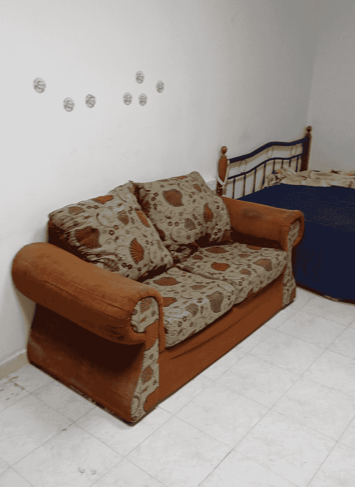 مشاركة سكن في استوديو لشخصين 