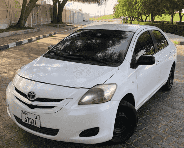 YARIS 2008  