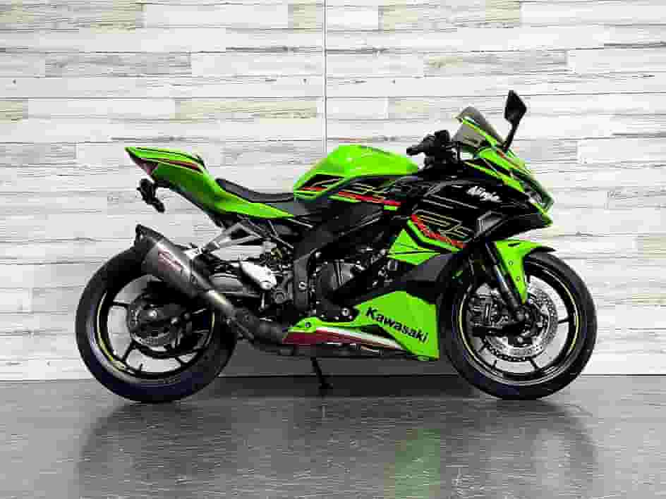 2023 كاواساكي نينجا ZX-4RR-KRT