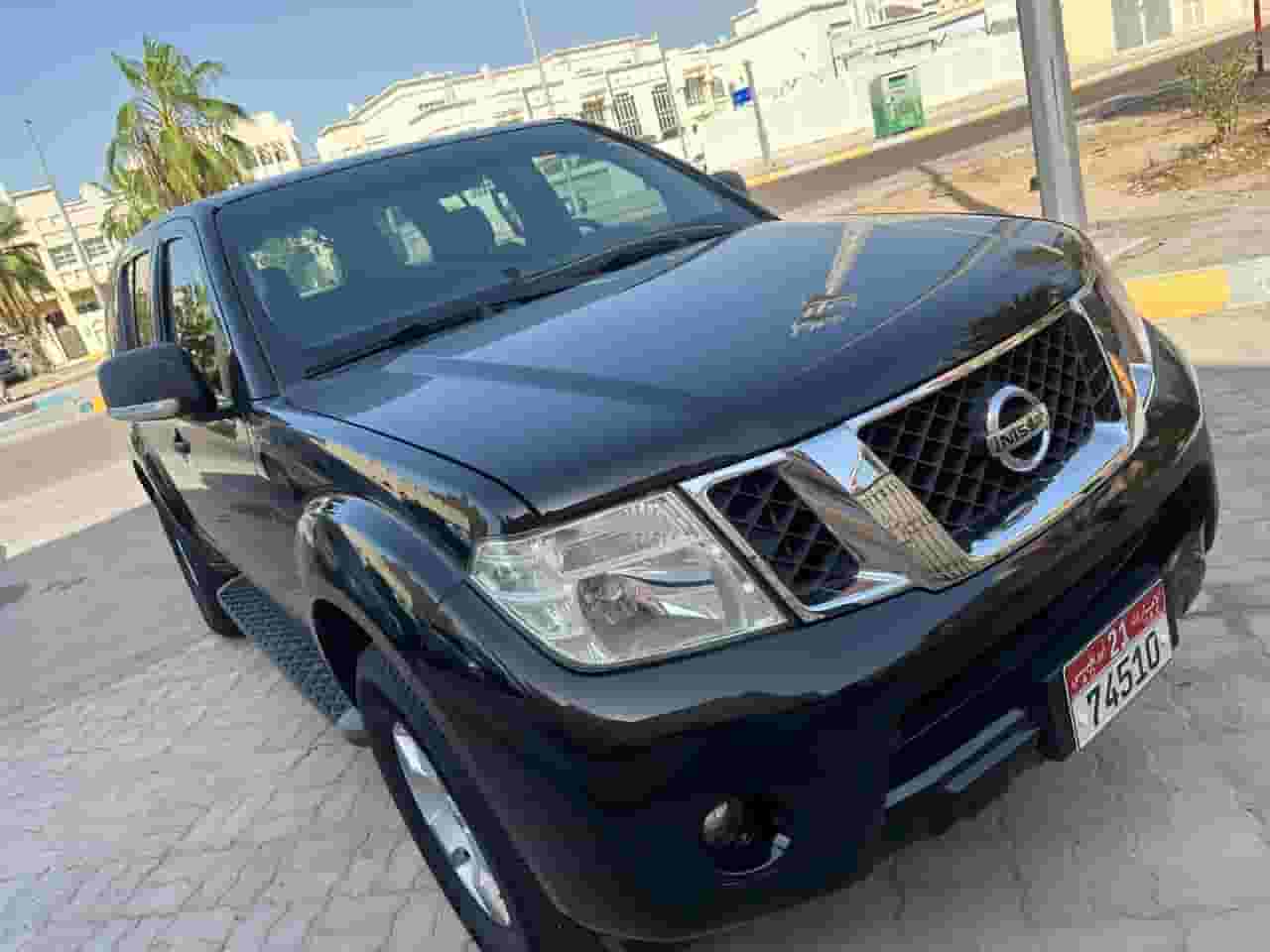 Nissan Pathfinder model 20015 for sale