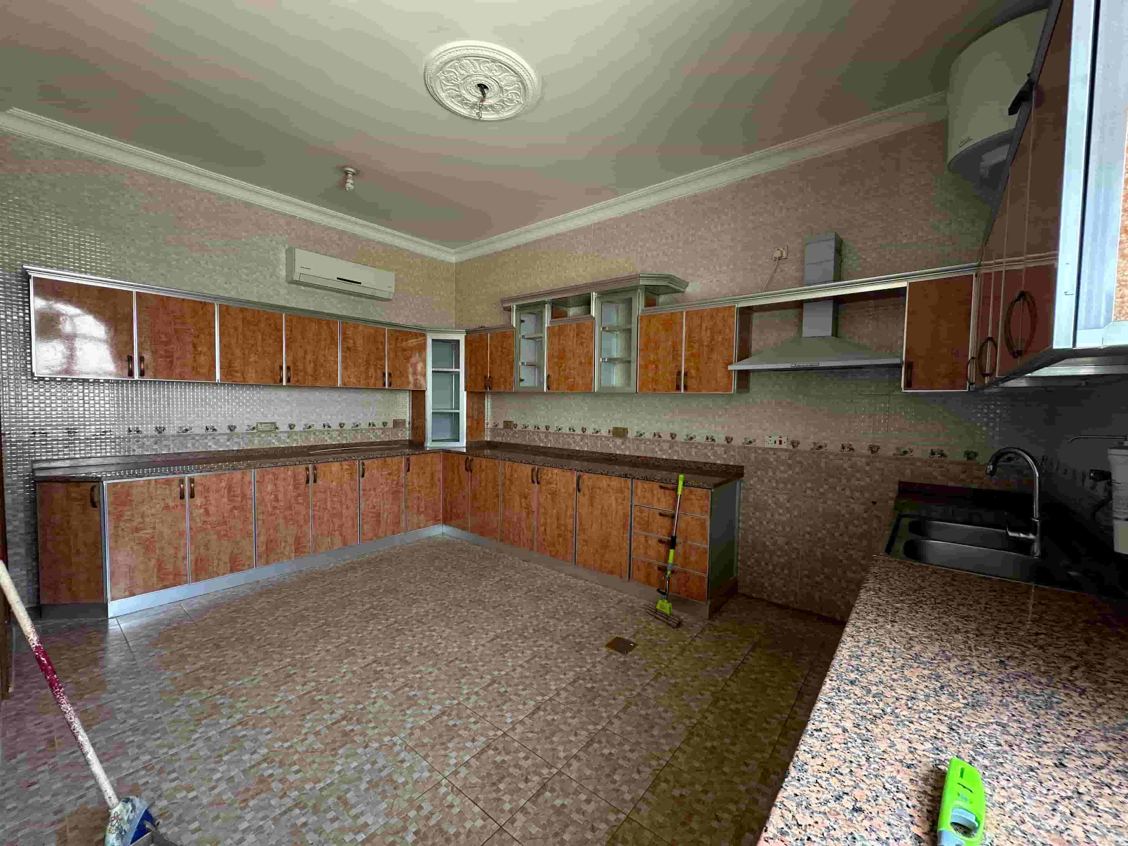 A spacious 3 bedroom family villa for rent