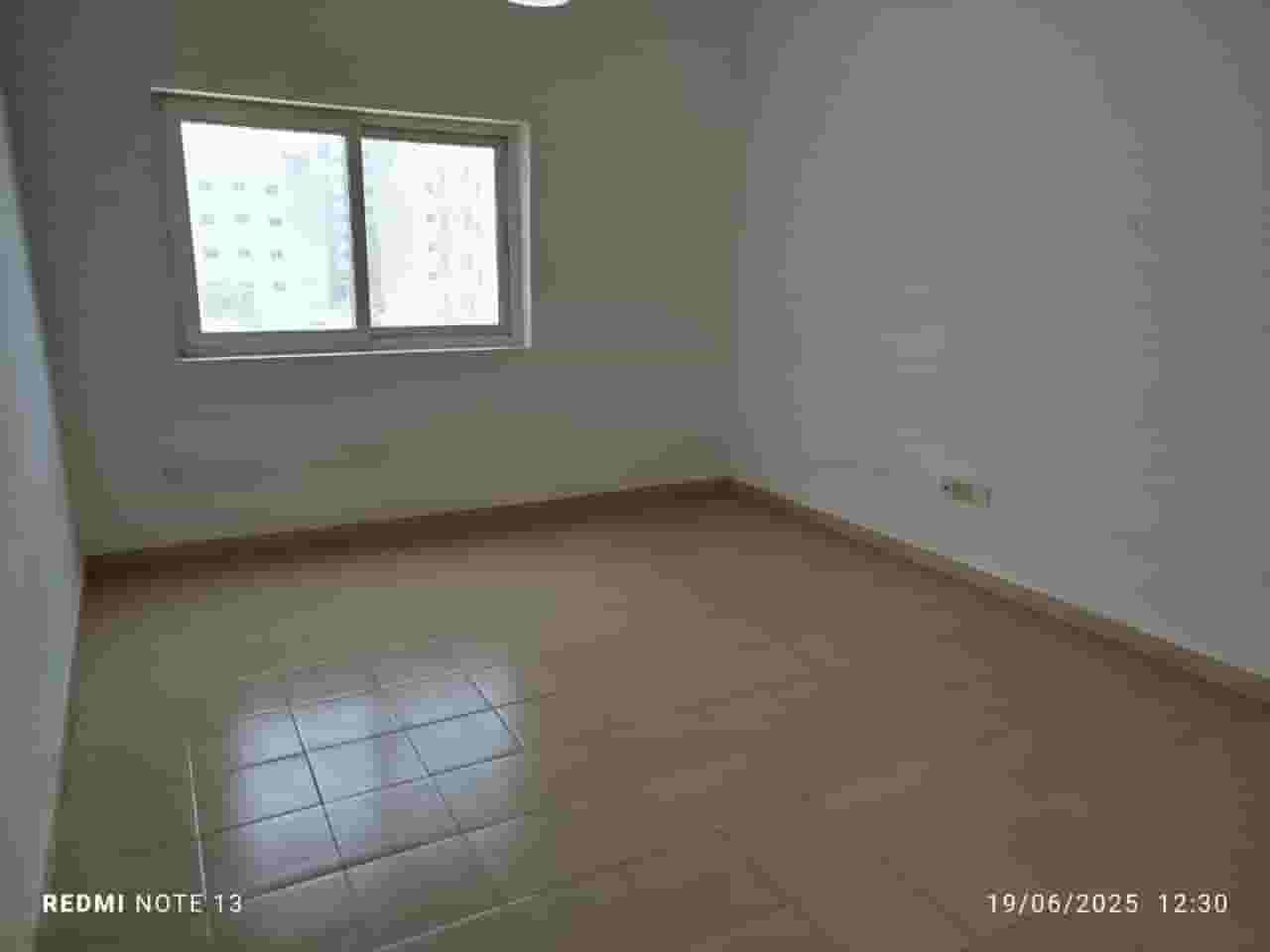 Spacious studio for annual rent in Al Qulayaa