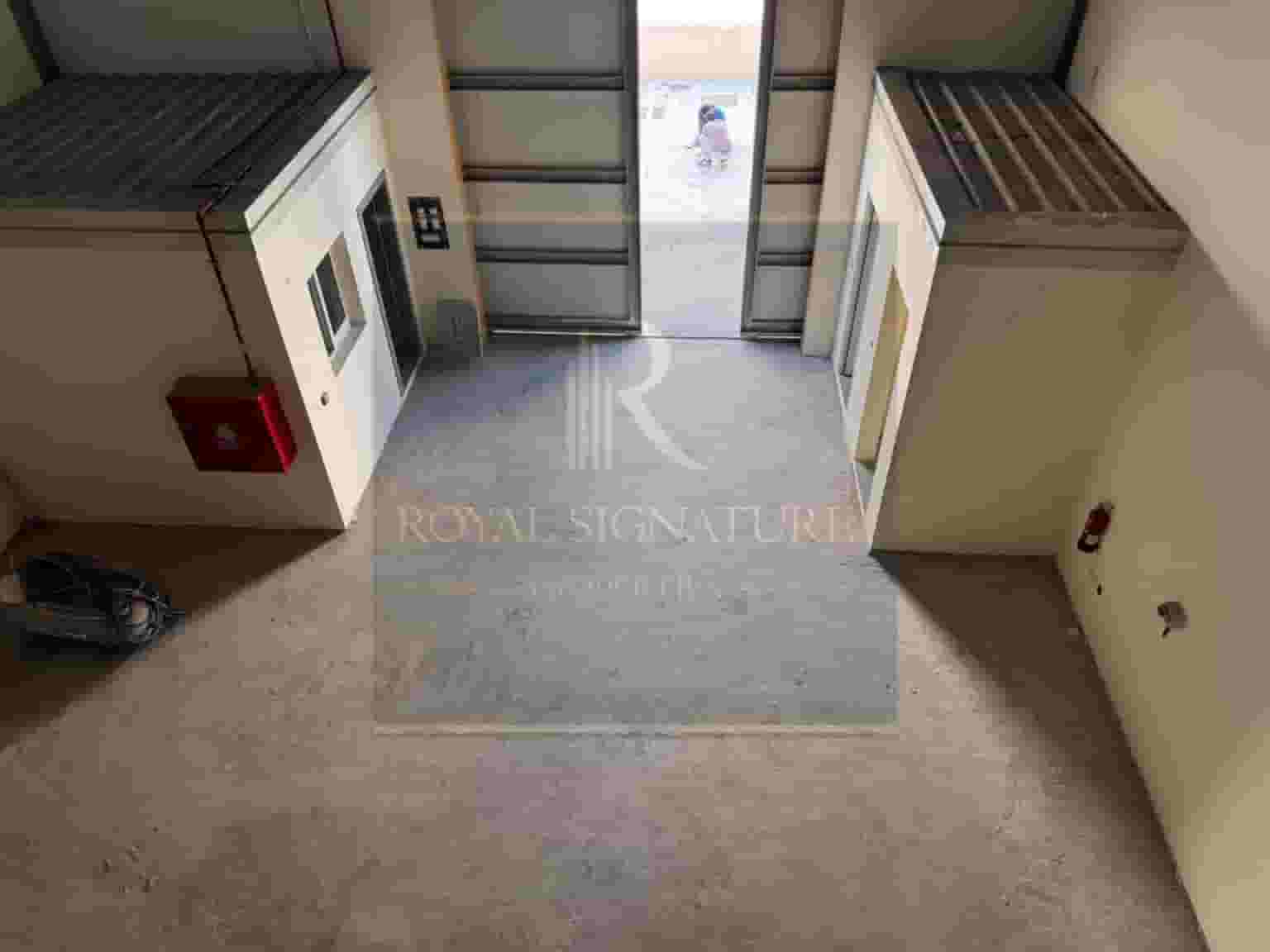 150 meter warehouse for rent in the industrial area of Musaffah