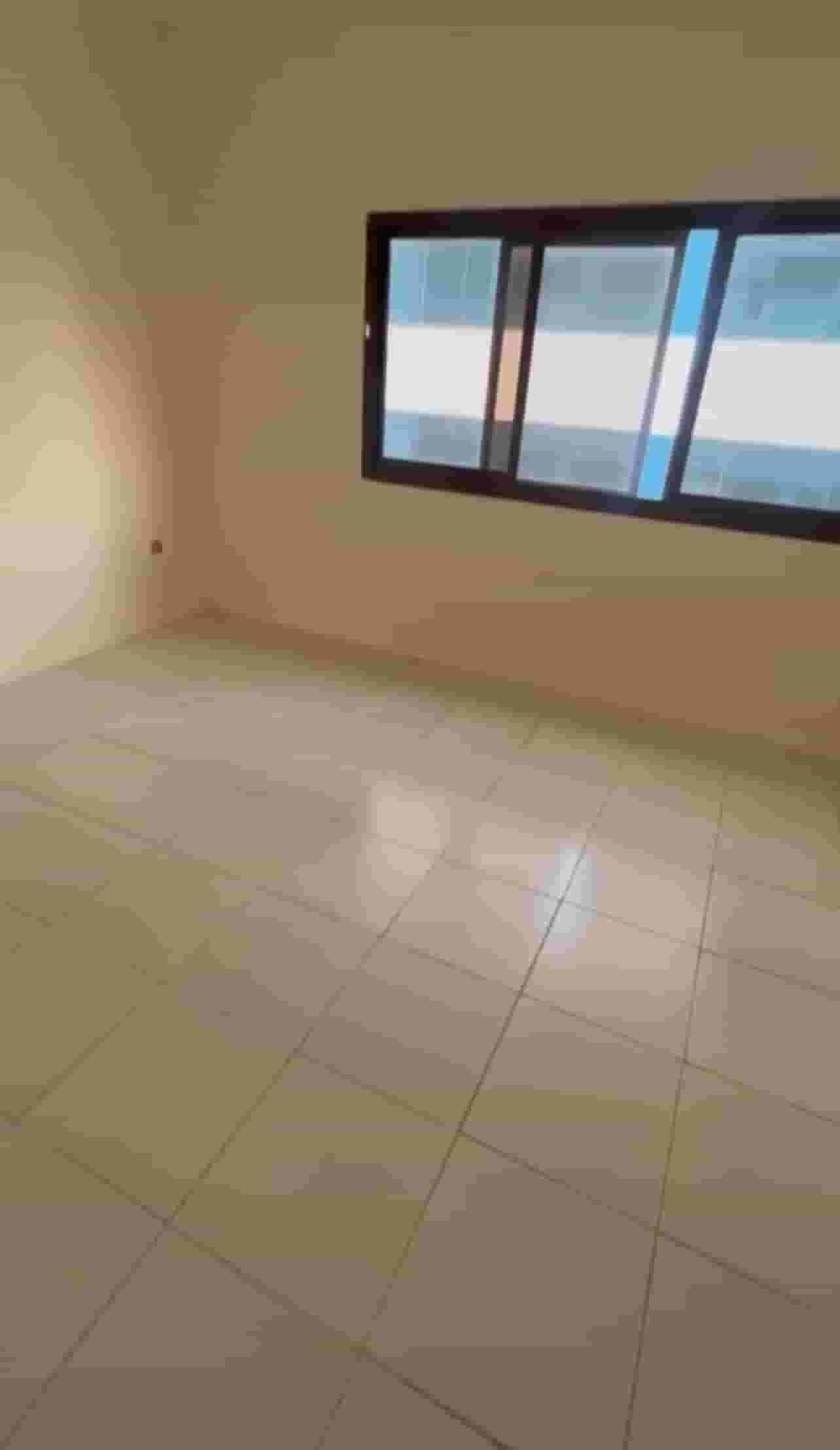 5* 5 room for rent in Abu Dhabi, Al Najda Street