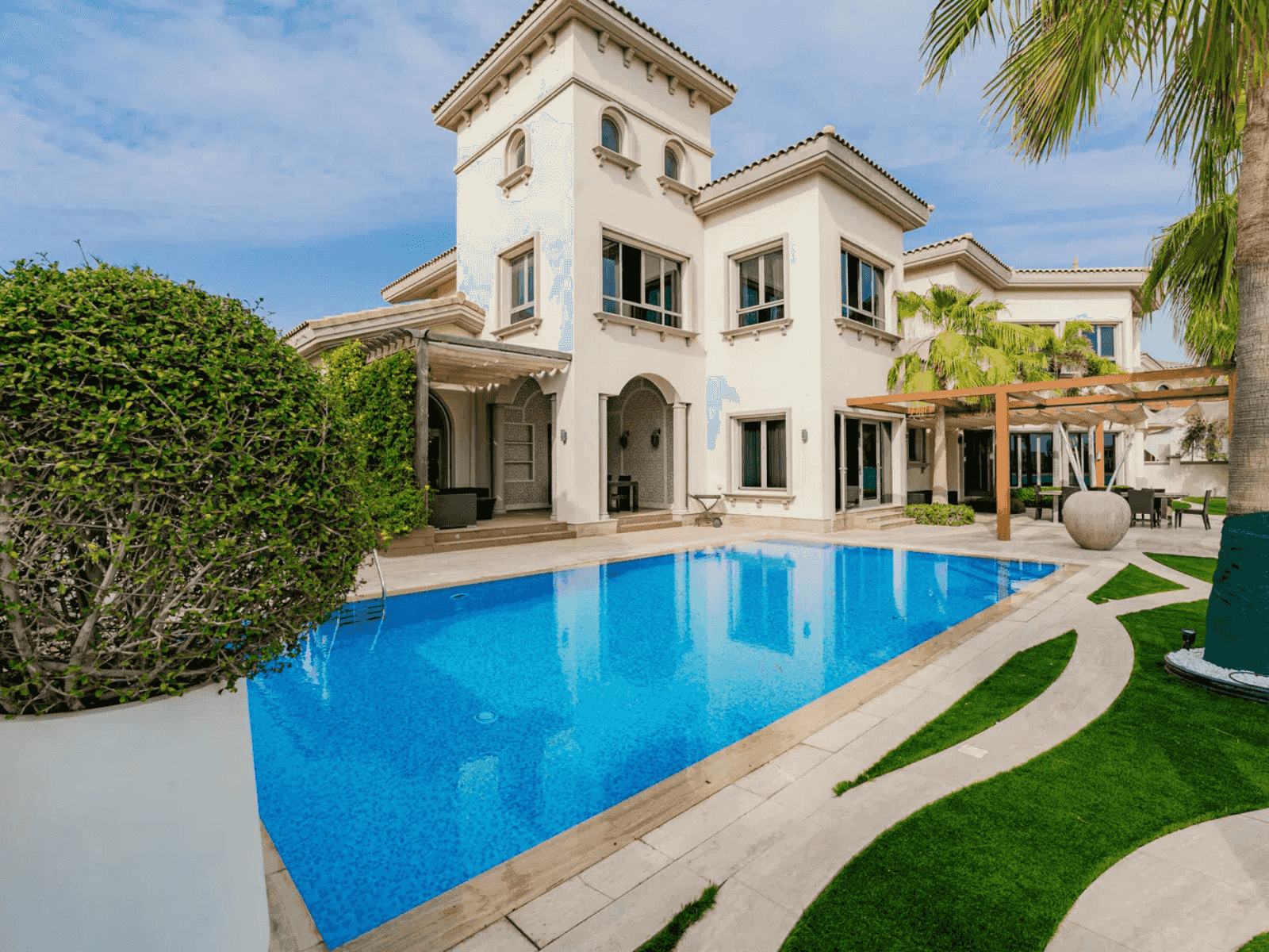 Villa for sale in Mohammed Bin Zayed