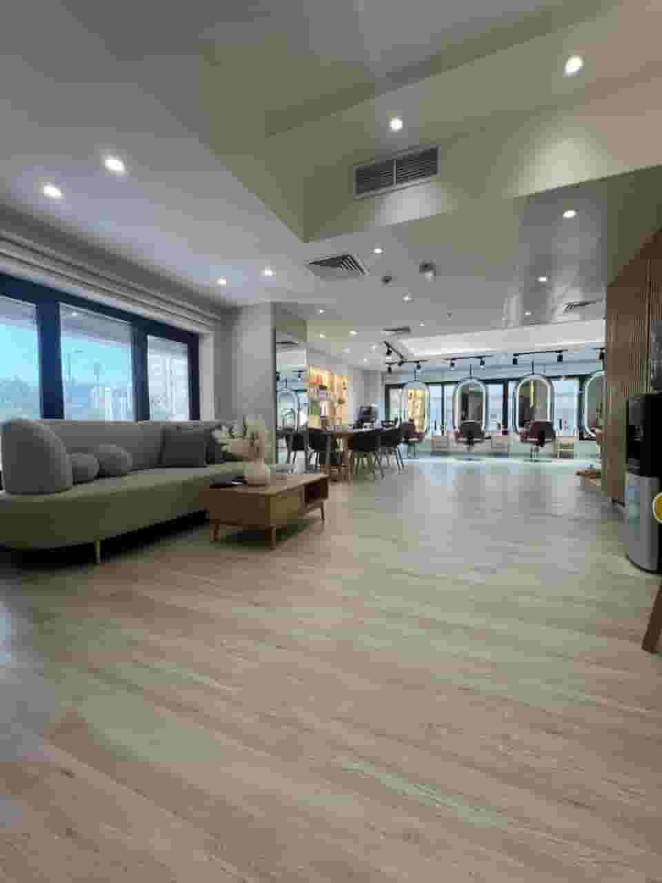 Women's salon for sale in Abu Dhabi