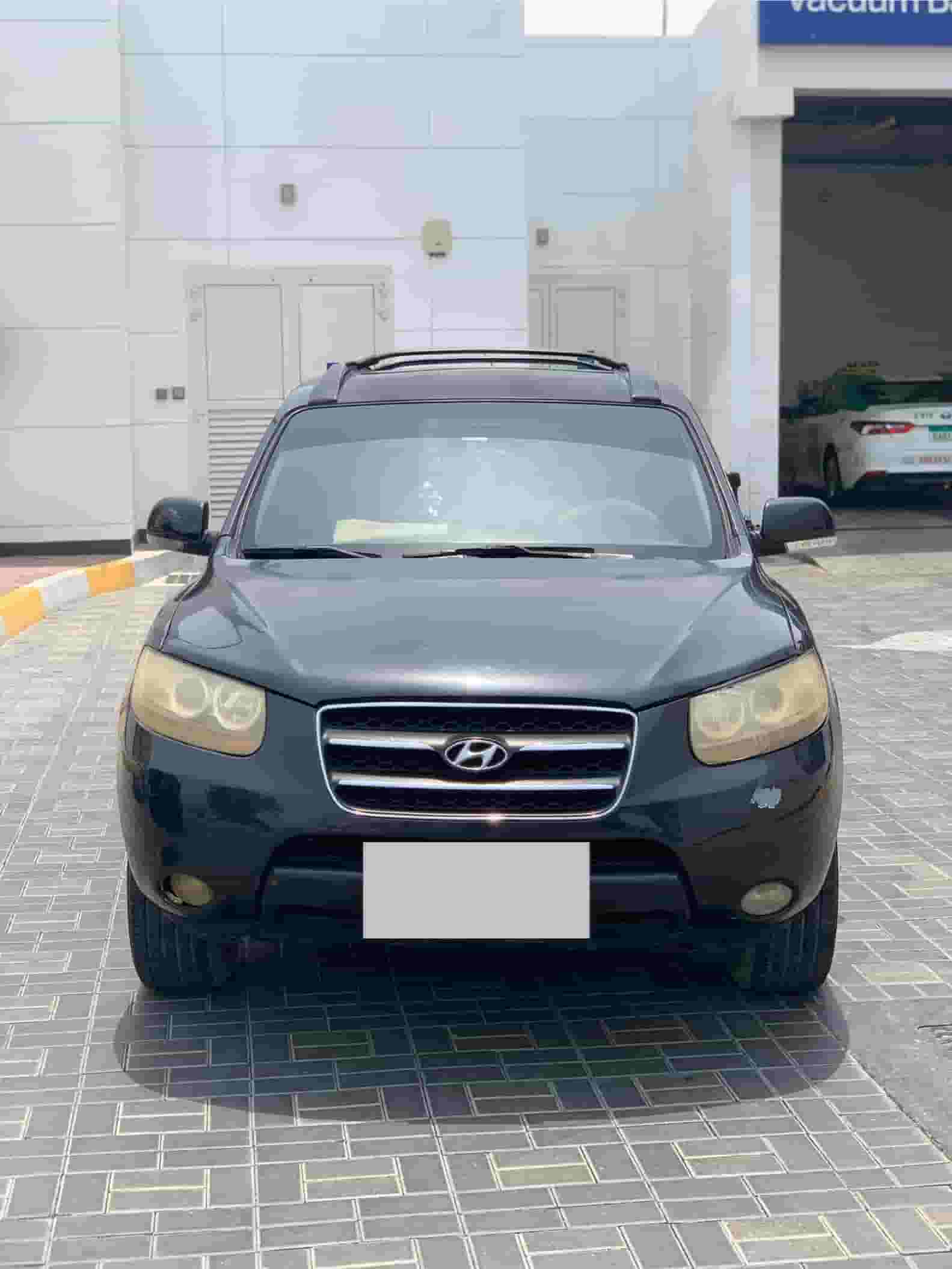 للبيع هيونداي سنتافي 2009