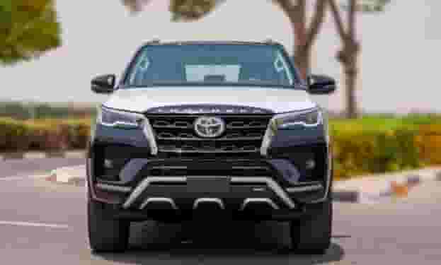 للبيع سياره تويوتا فورتنر 2023