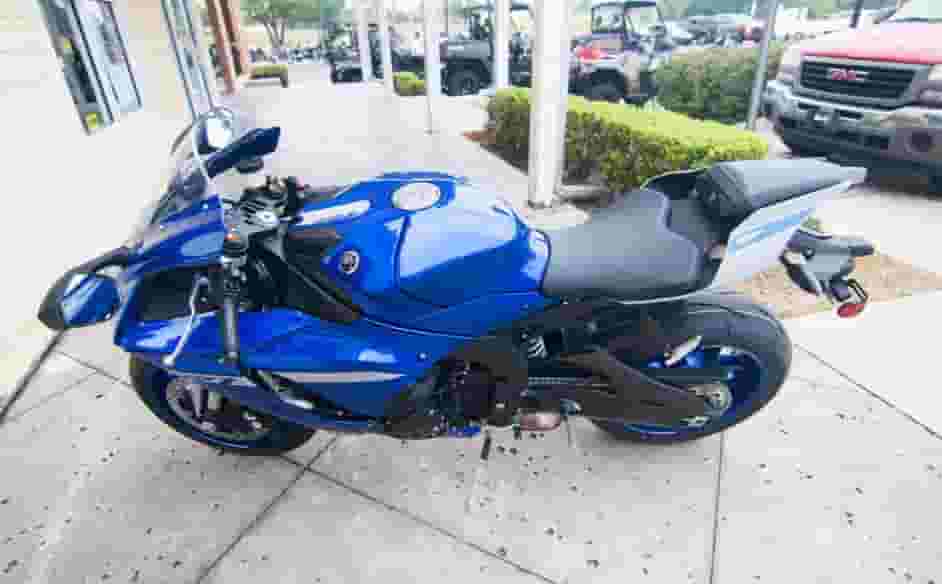 2020 yamaha R1