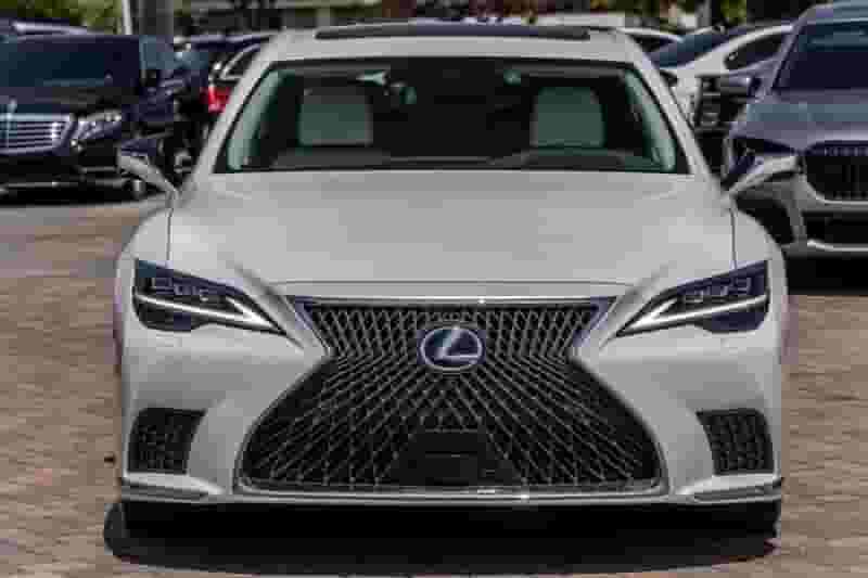 Lexus LS 500 H 2025 for sale