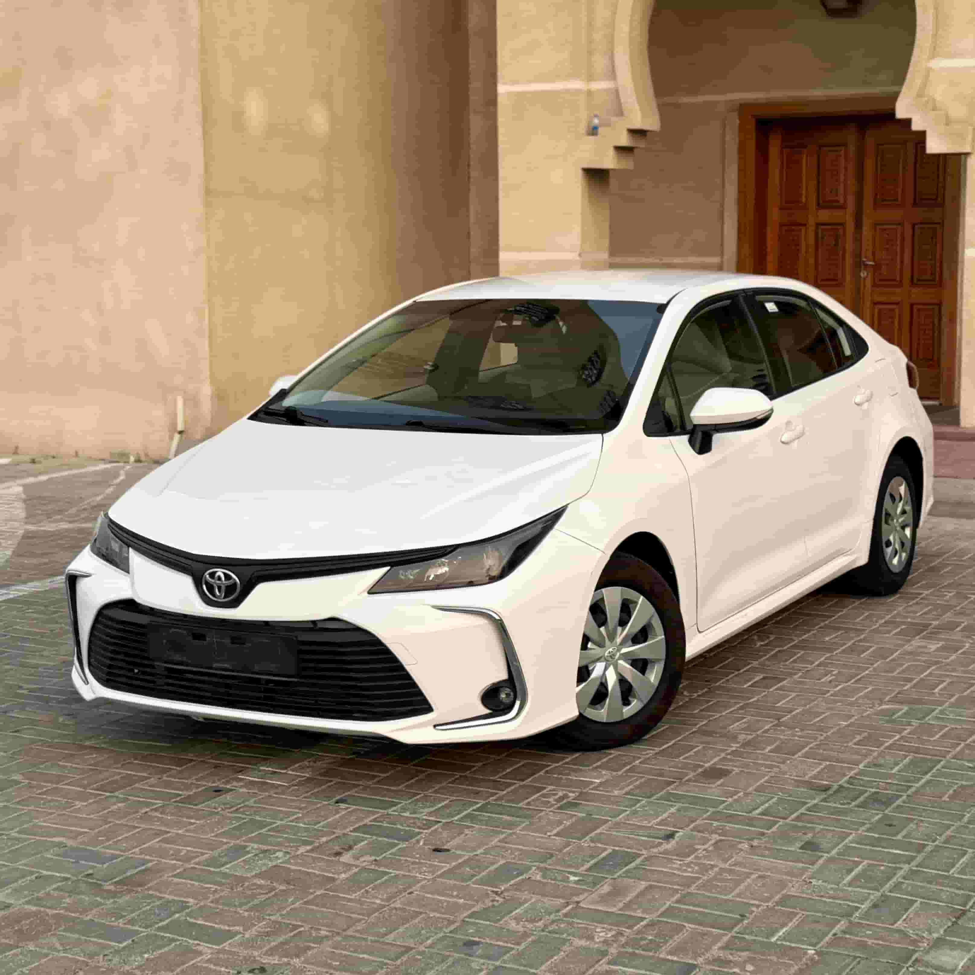 للبيع تويوتا كورولا V4 2023