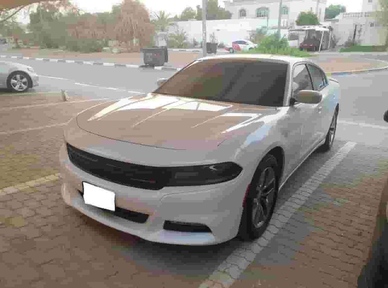 للبيع دودج شارجر 2015