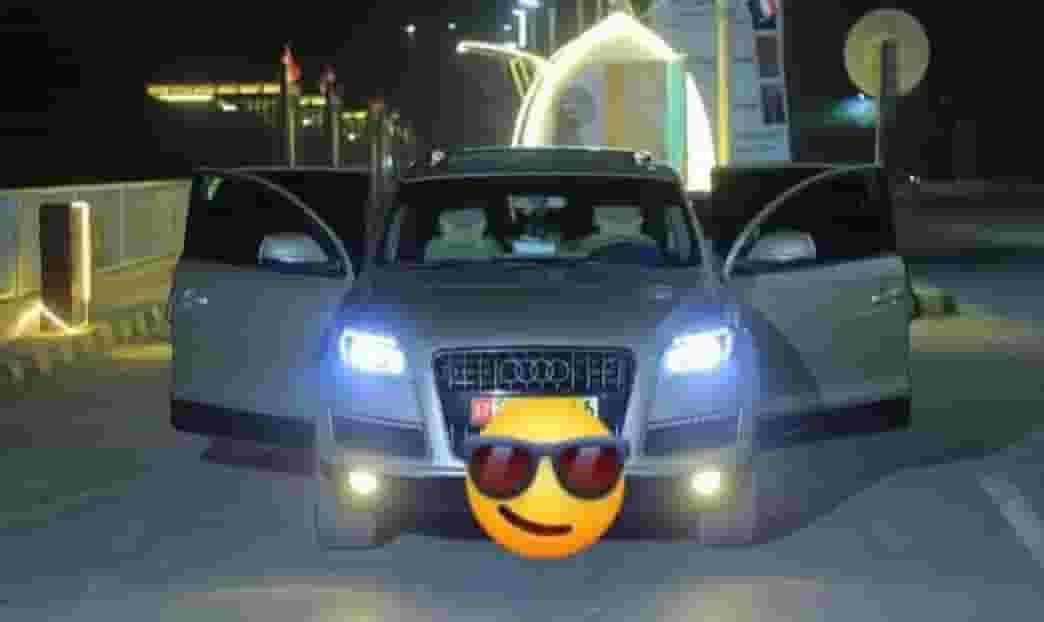 للبيع اودي Q7 موديل 2010