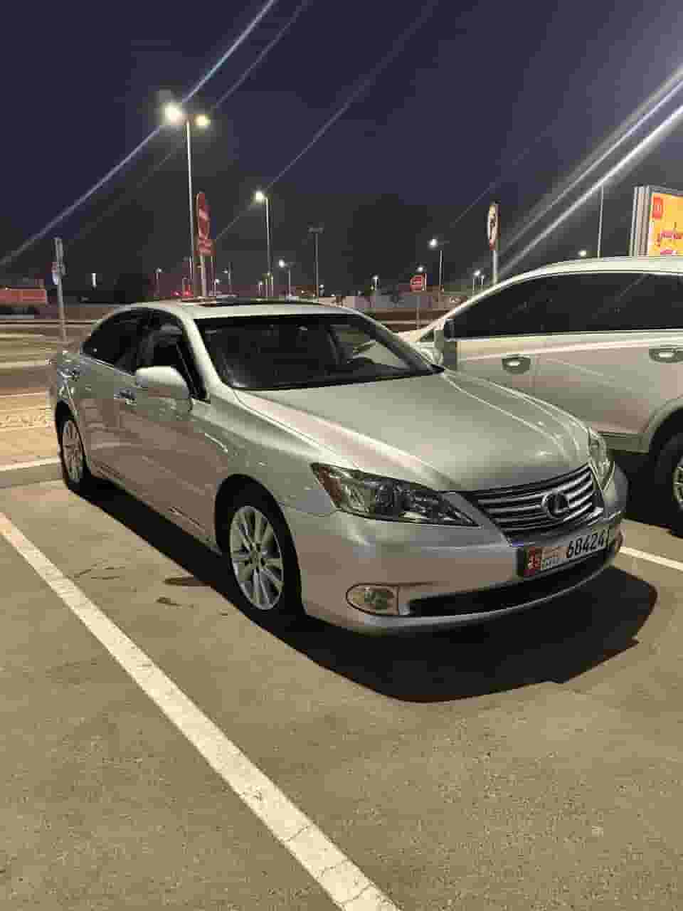 لكزس ES 350 موديل 2010 