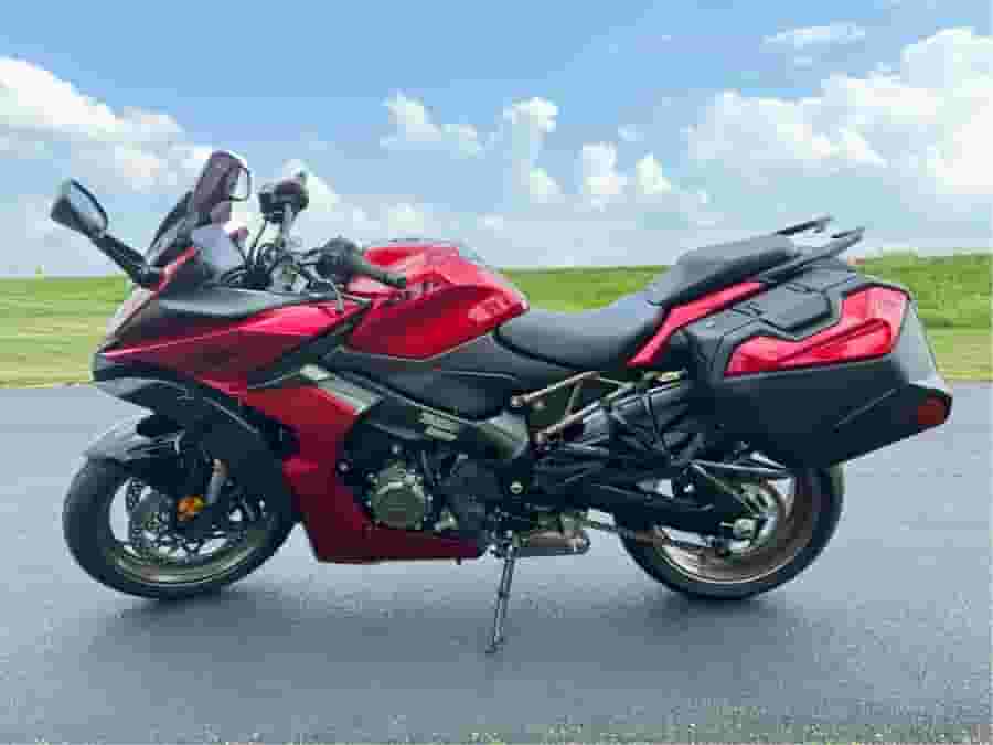 سوزوكي GSX-S1000GT موديل 2024