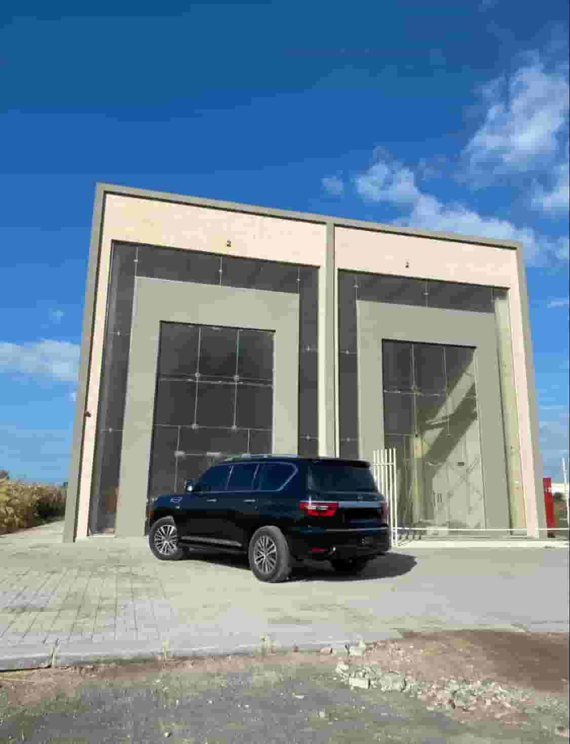 Shop for rent in Manama in Julphar