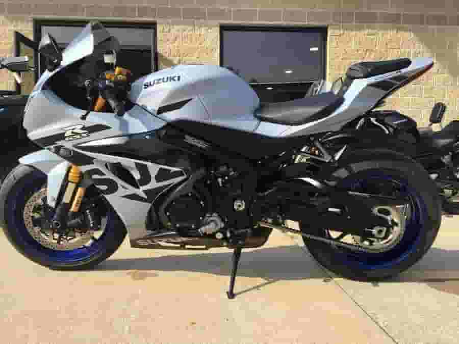 SUZUKI GSX-R1000R 2022