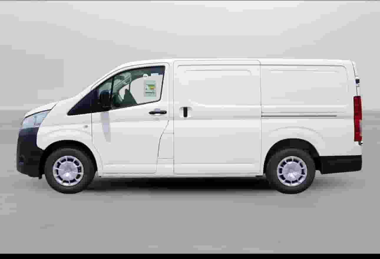 For rent, shipping goods are transported with a monthly contract