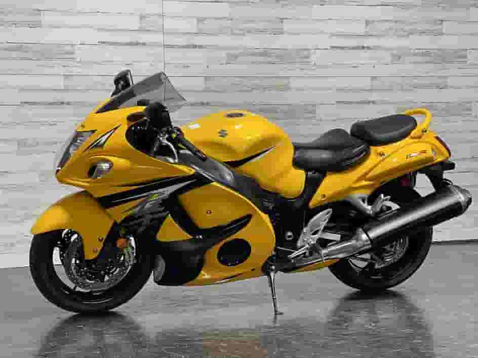  سوزوكي هايابوسا موديل 2013