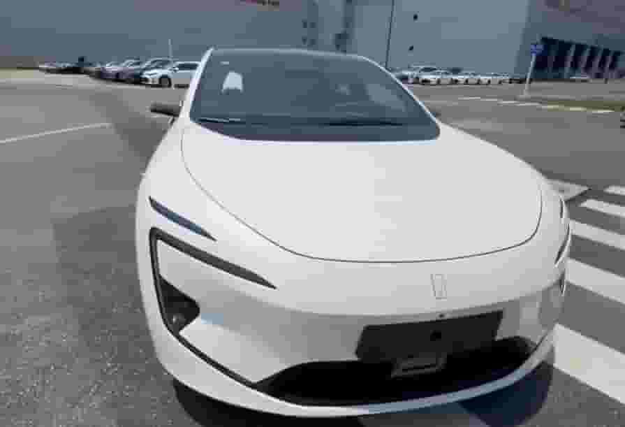 للبيع افاتار 12 موديل 2025 