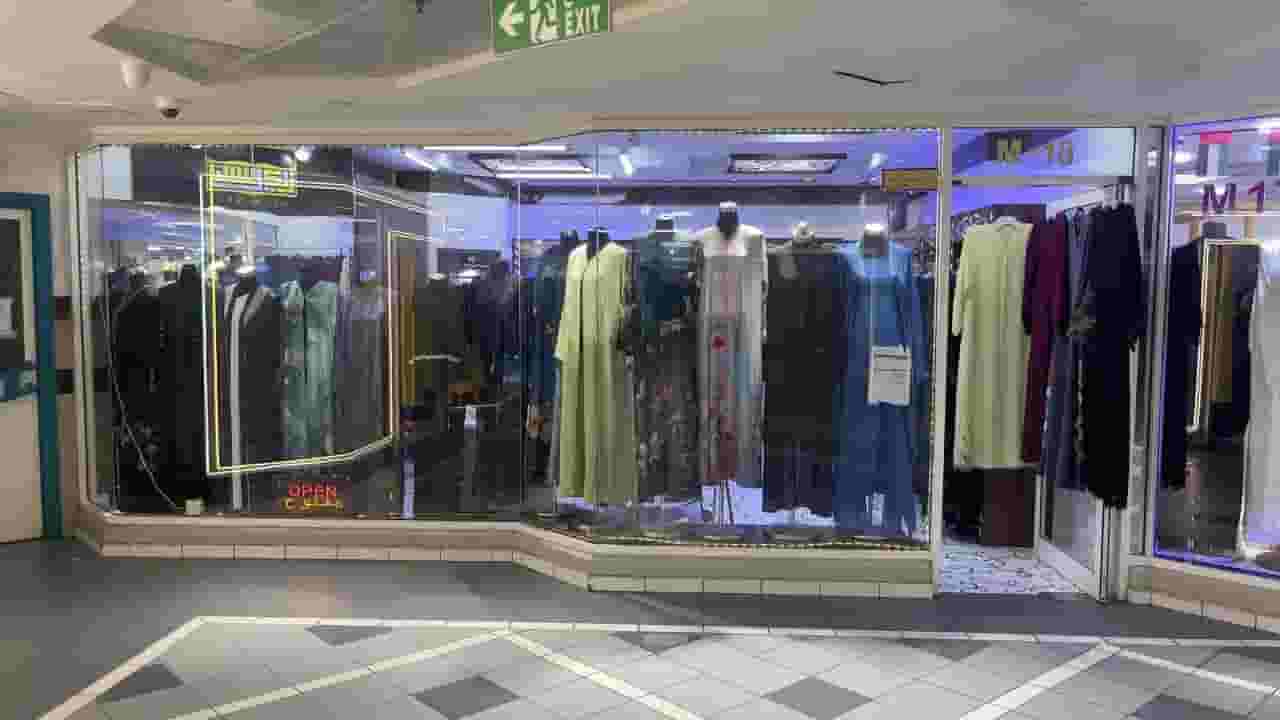 Shop in Abou hail Center for Sale