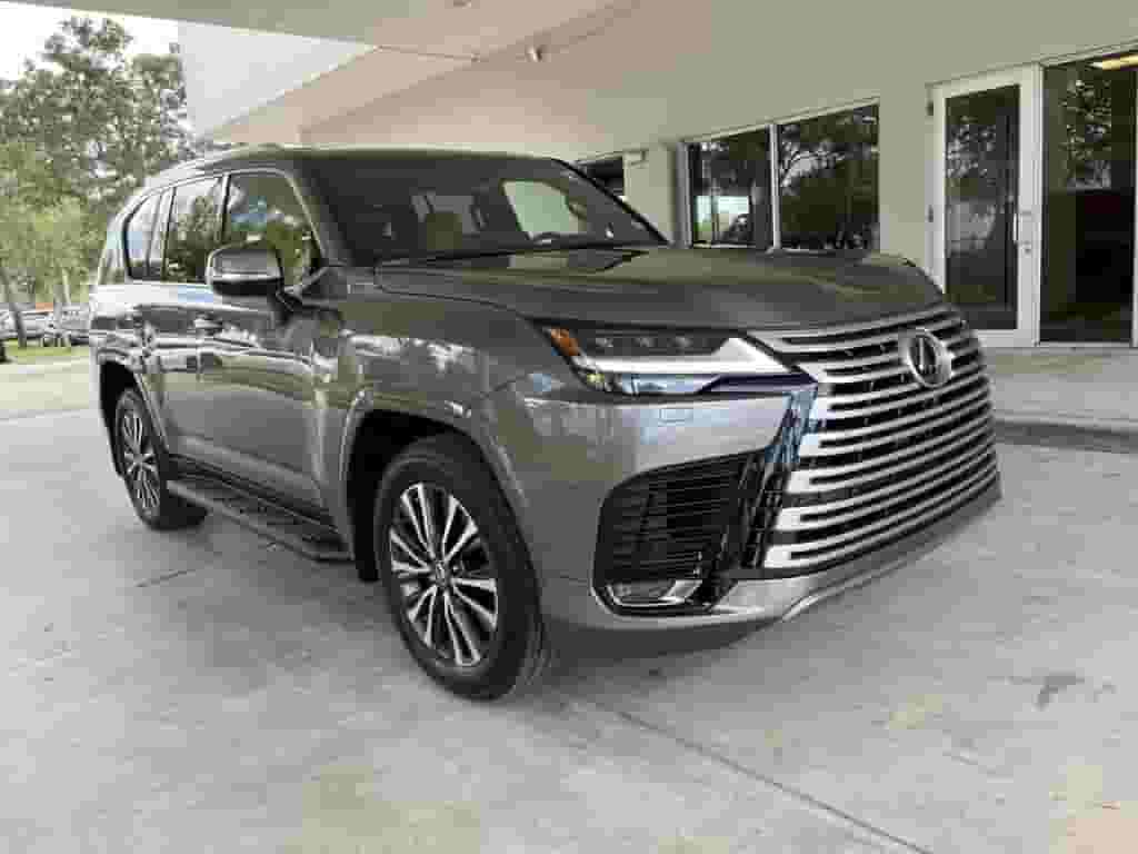 Lexus LX 600 premium model 2022