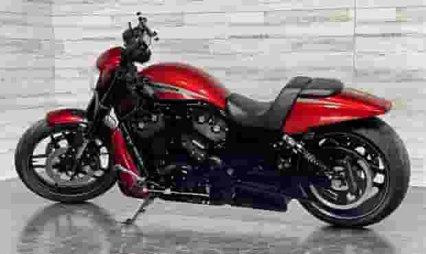 هارلي ديفيدسون نايت رود 2015